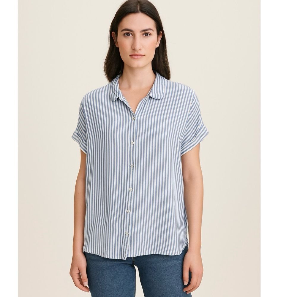Beach Lunch Lounge Blue Striped Lightweight Casual Button Down Shirt, Large